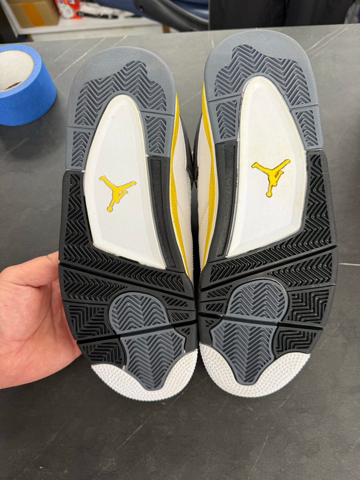 Jordan 4 Retro Rare Air Tour Yellow (2026)