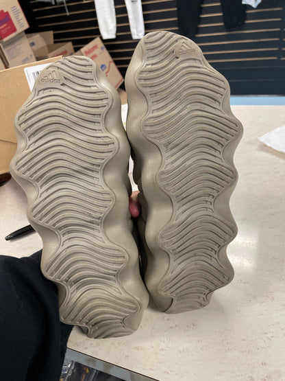 Size10 Yeezy 450 Stone Grey Pre Owned/W Box