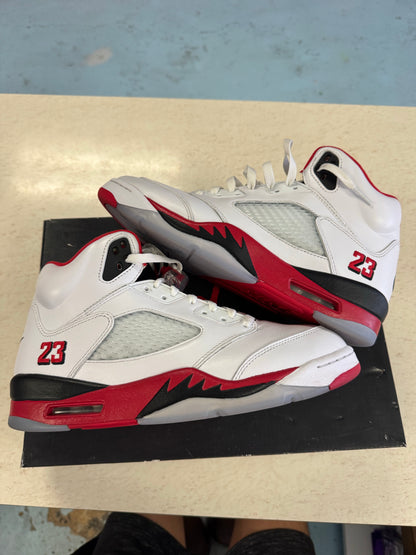 Jordan 5 Retro Fire Red Black Tongue (2025)