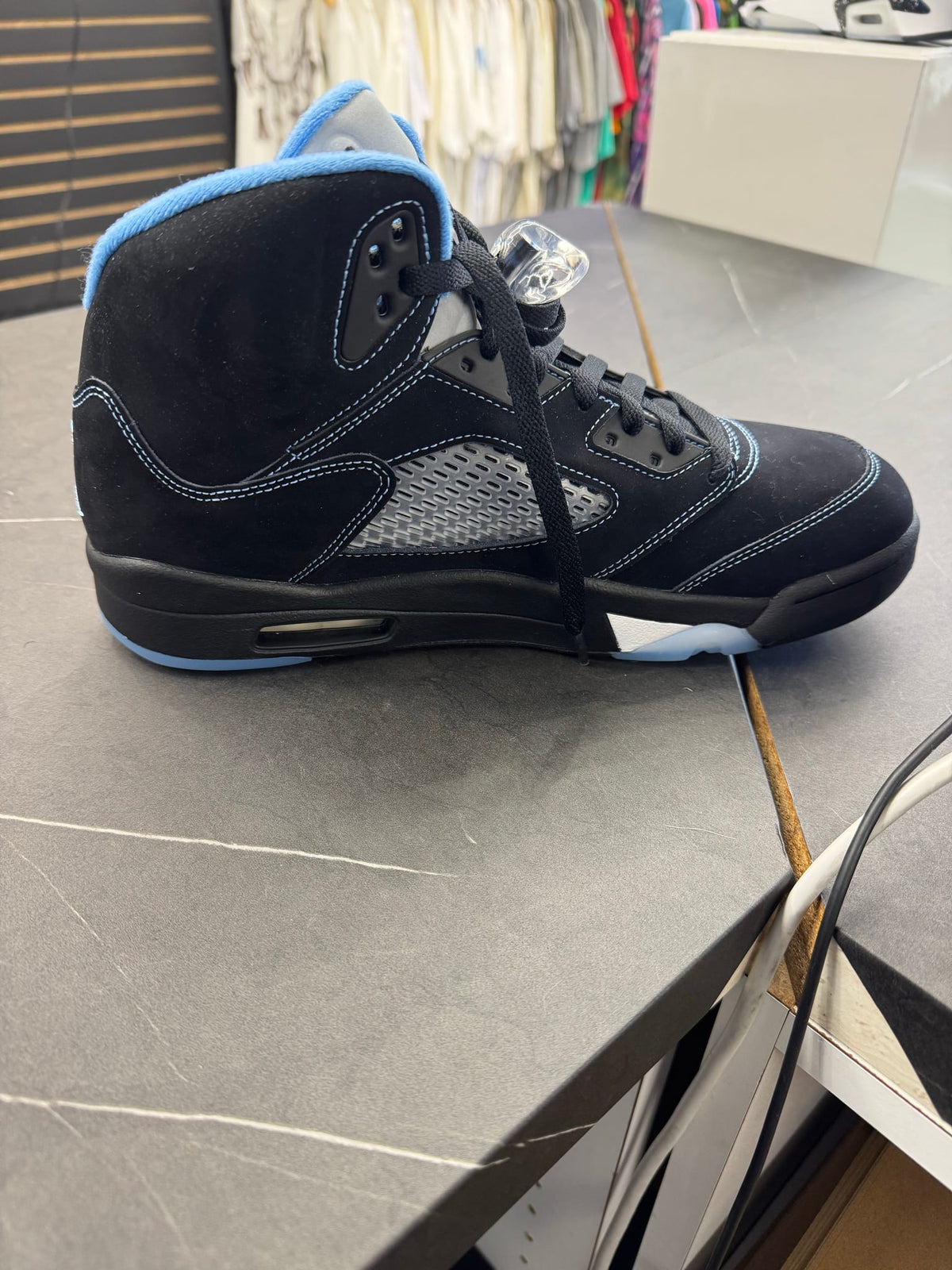Air Jordan 5 Retro Black University Blue
