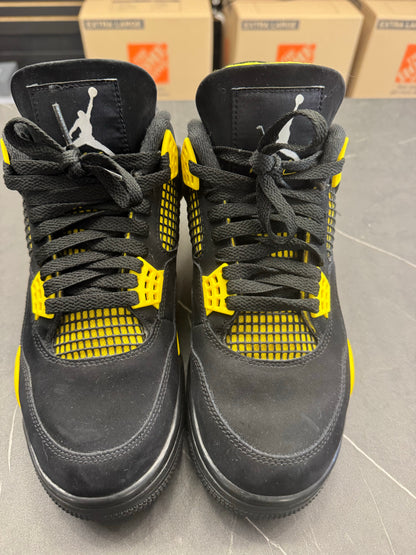 Jordan 4 Retro Thunder (2023)