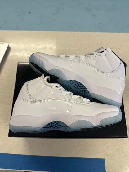 Size8 Jordan 11 Legend Blue Pre Owned With Box