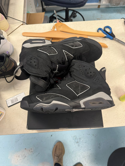 Jordan 6 Retro Cap and Gown