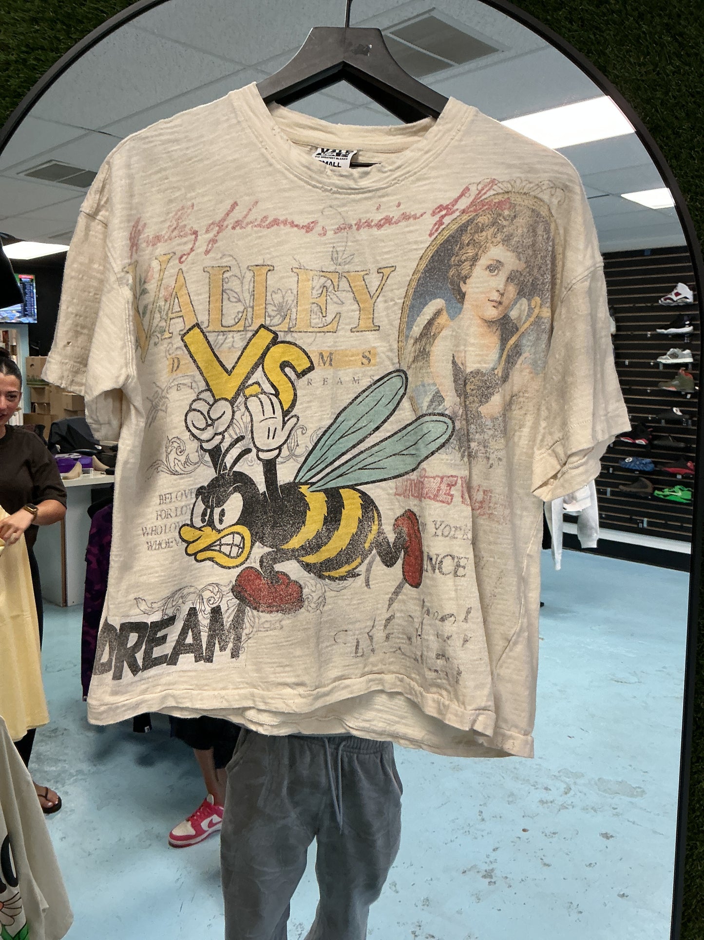 Size Small Vale Bee Tee