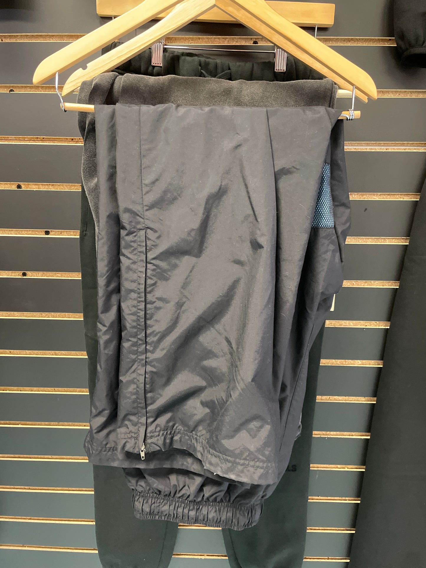 SizeL Nike Mesh Lined Pants