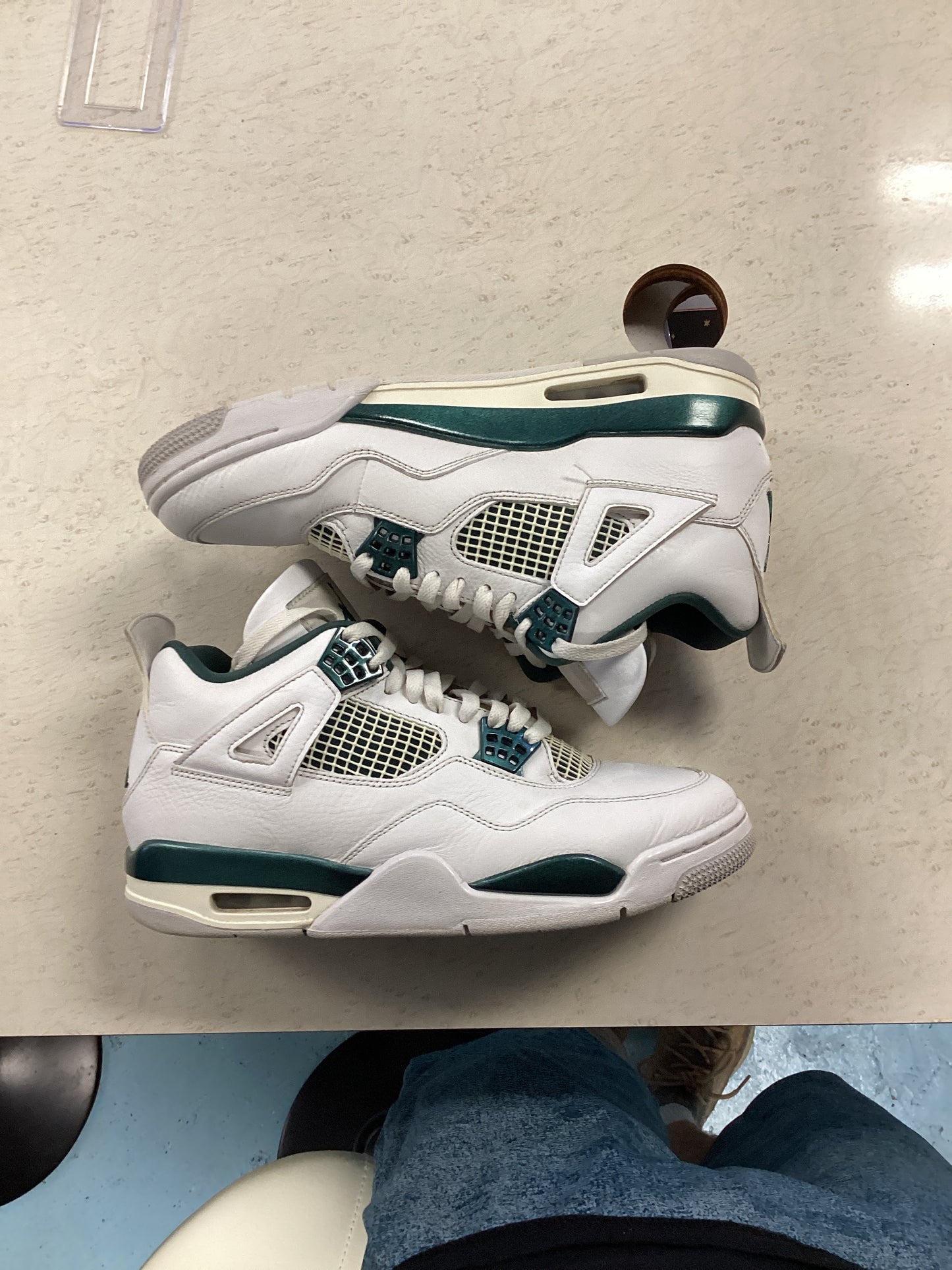 Size9.5 Jordan 4 Oxide Green Pre-Owned No Box