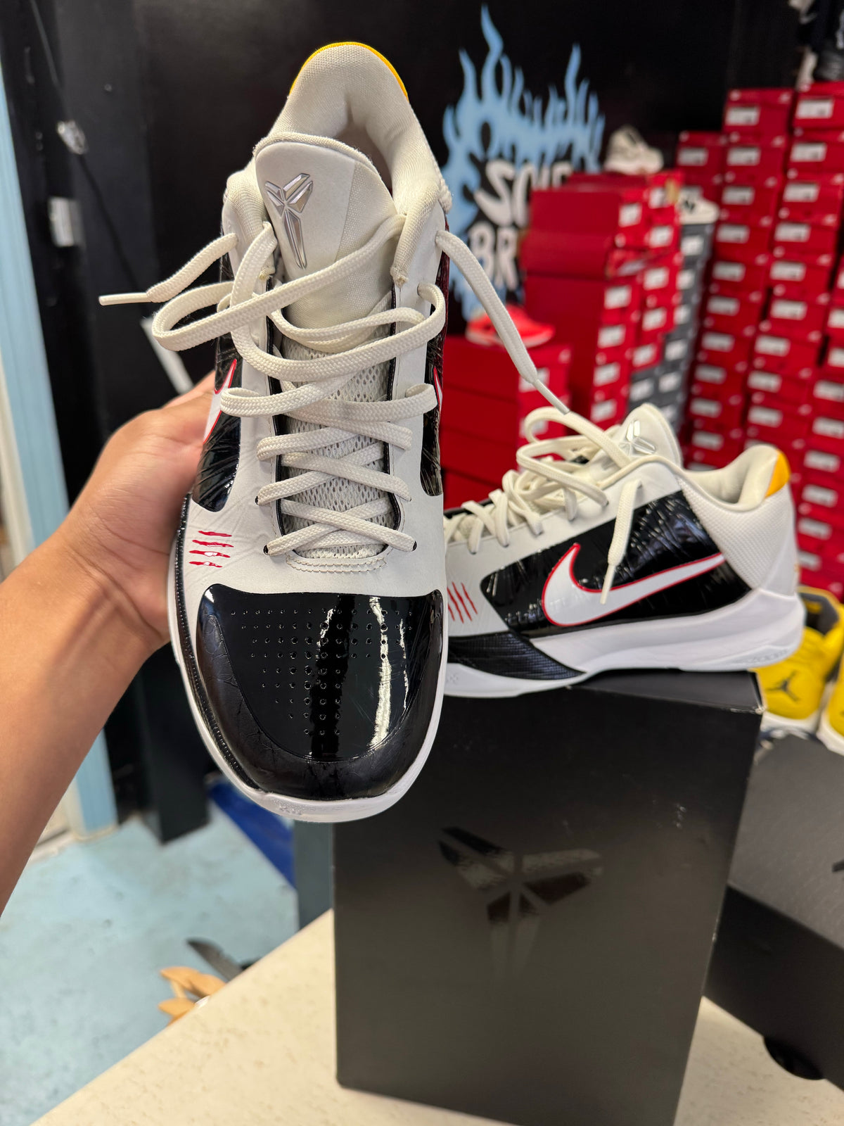 Nike Kobe 5 Protro Bruce Lee Alternate