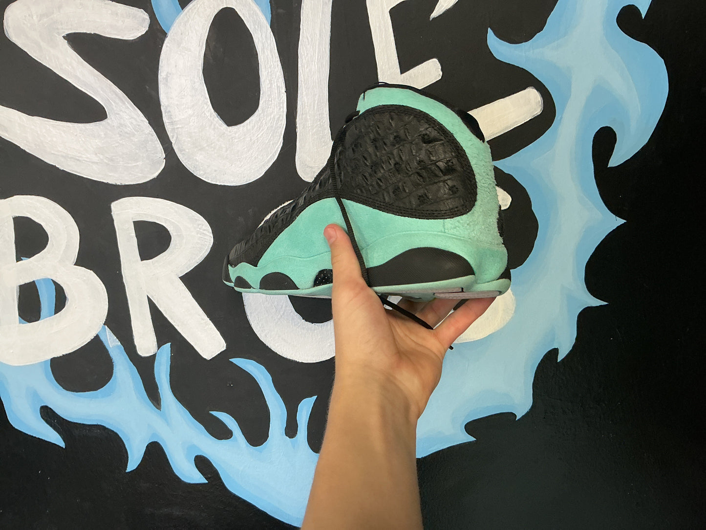 Jordan 13 Retro Black Island Green