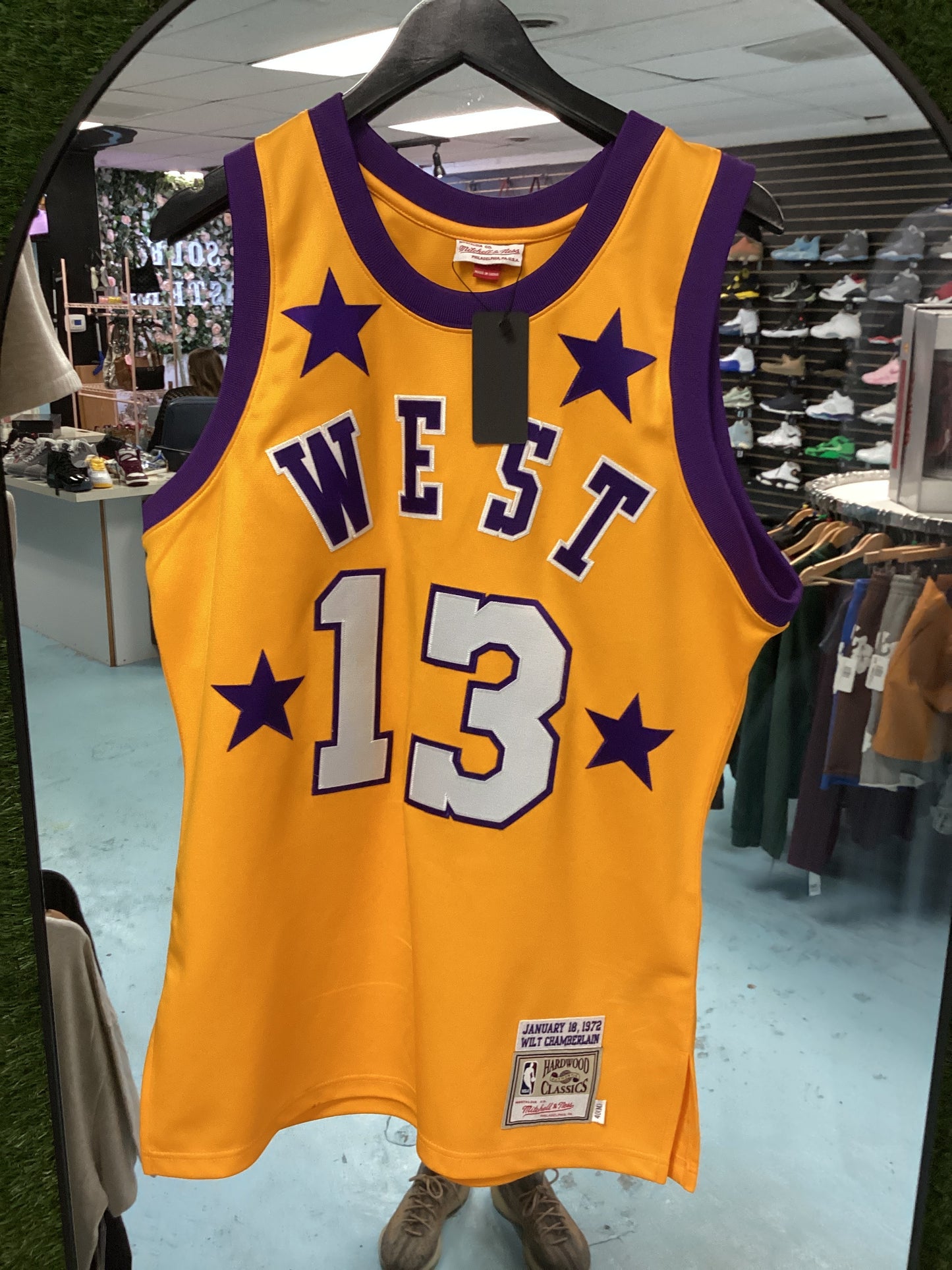 Size Medium Laker Will Chamberlain Jersey Pre-Owned
