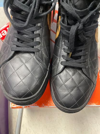 Size10.5 Nike Blazer Supreme Pre Owned/W Box