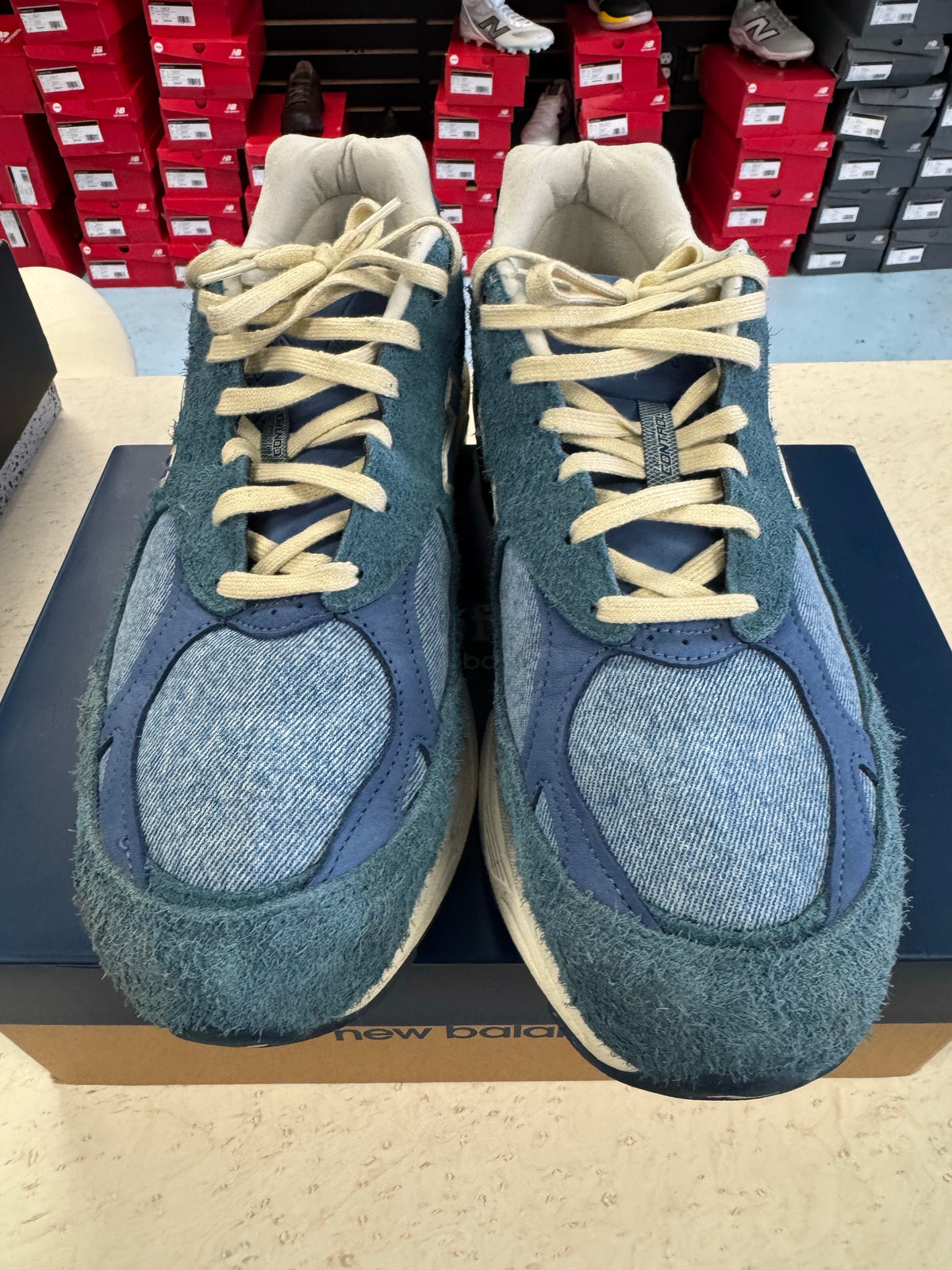 New Balance 990v3 MiUSA Levi's Denim