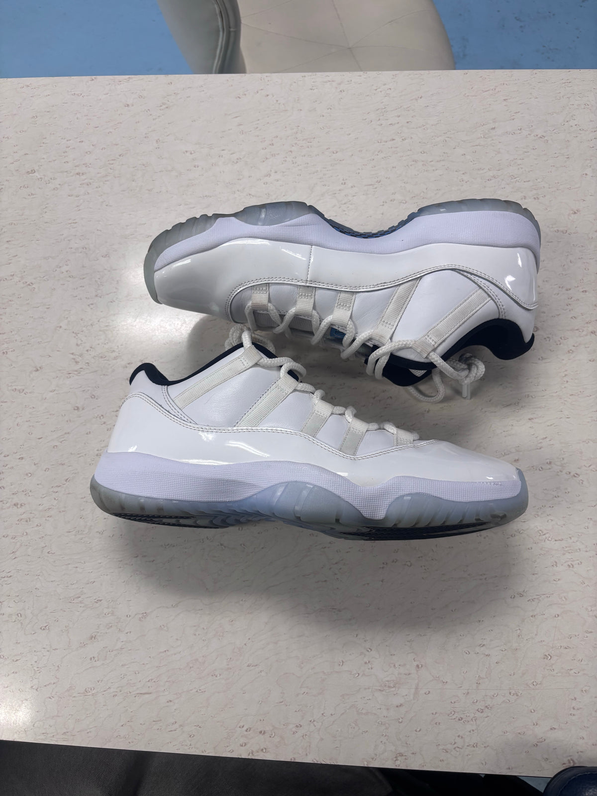 Jordan 11 Retro Low Legend Blue