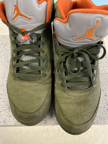 Size11 Jordan 5 Olive Pre Owned/W Box