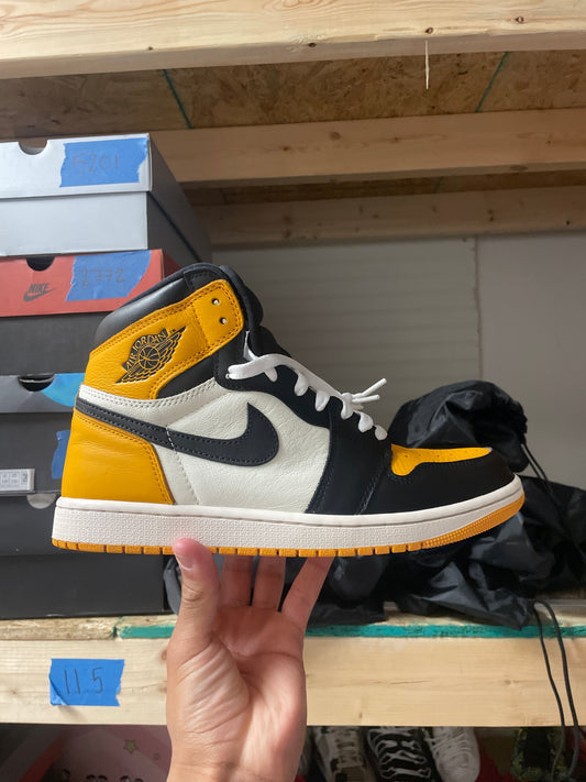 Size10 Jordan 1 High Taxi Pre Owned/W Box