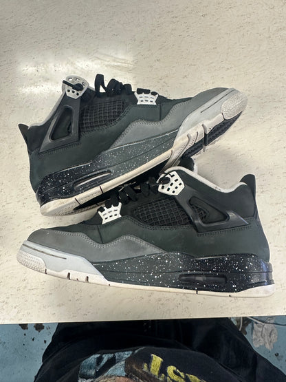 Size9 Jordan 4 Fear Pre Owned No Box