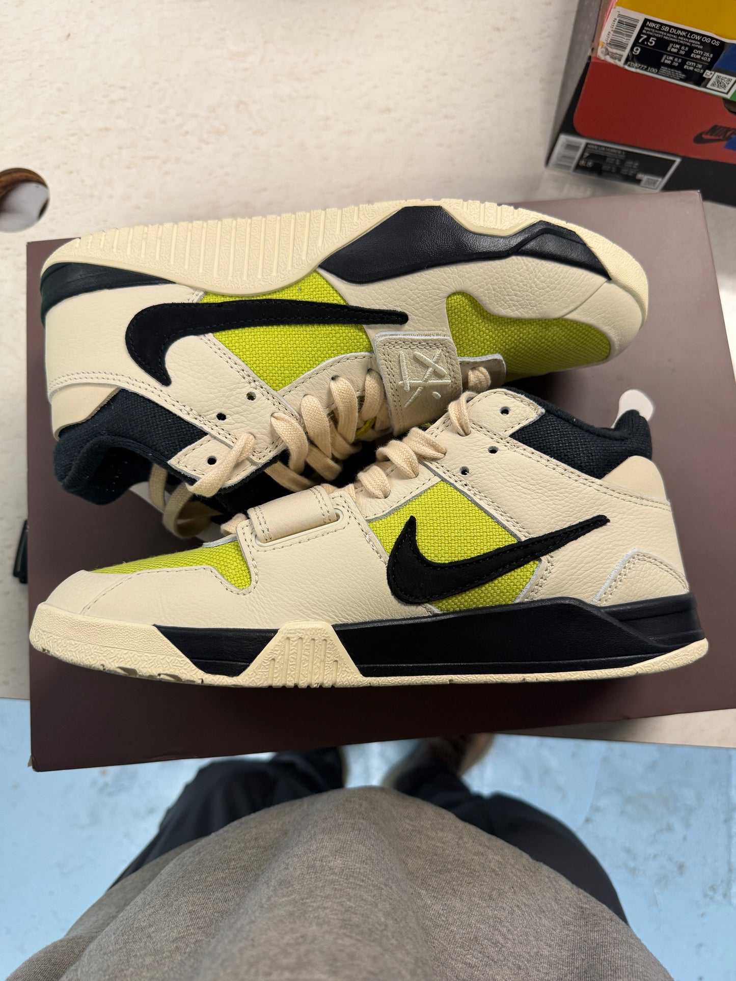 Size7.5 Jordan Jumpman Jack TR Travis Scott Bright Cactus Worn Once Og-All
