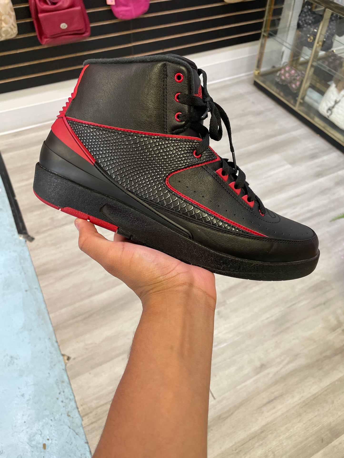 Size12 Jordan 2 Alternate 87 Pre Owned/W Dam Rep Box