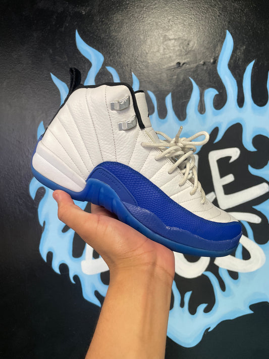 Size6.5Y Jordan 12 Blue Berry Pre Owned/No Box