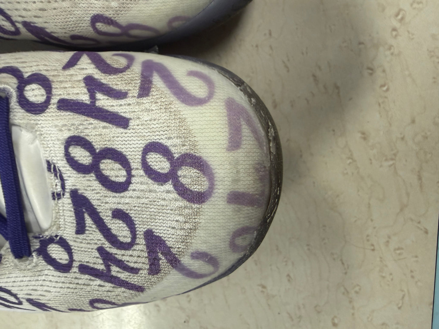 Size9 Kobe 8 Purple/White Pre Owned Og None