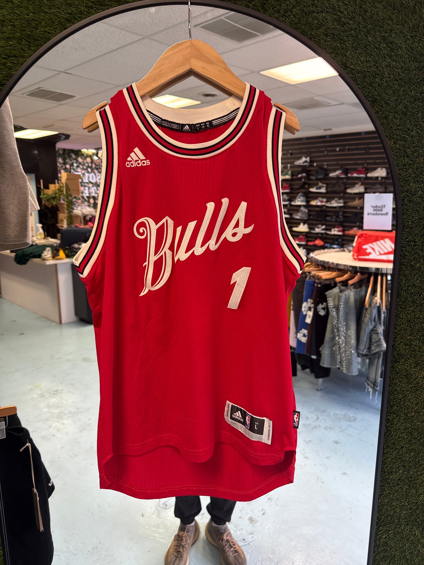 Size Large Red Bulls Jersey Pre-Owned
