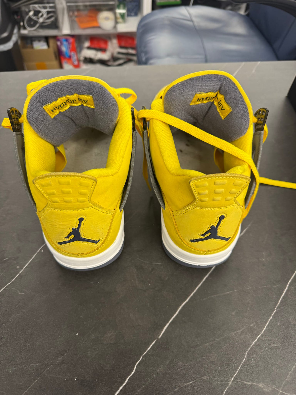 Air Jordan 4 Retro Lightning
