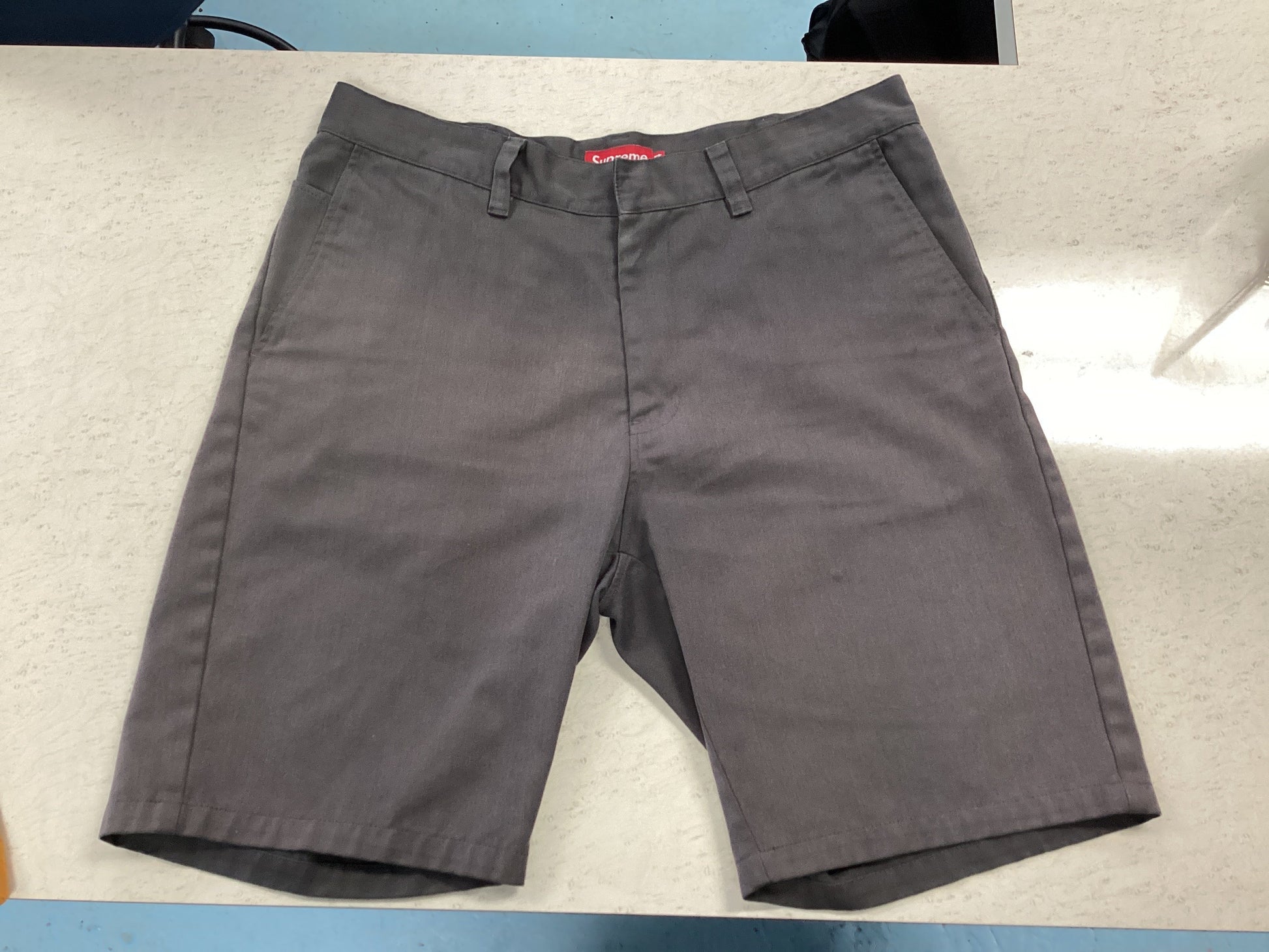 Supreme short grey