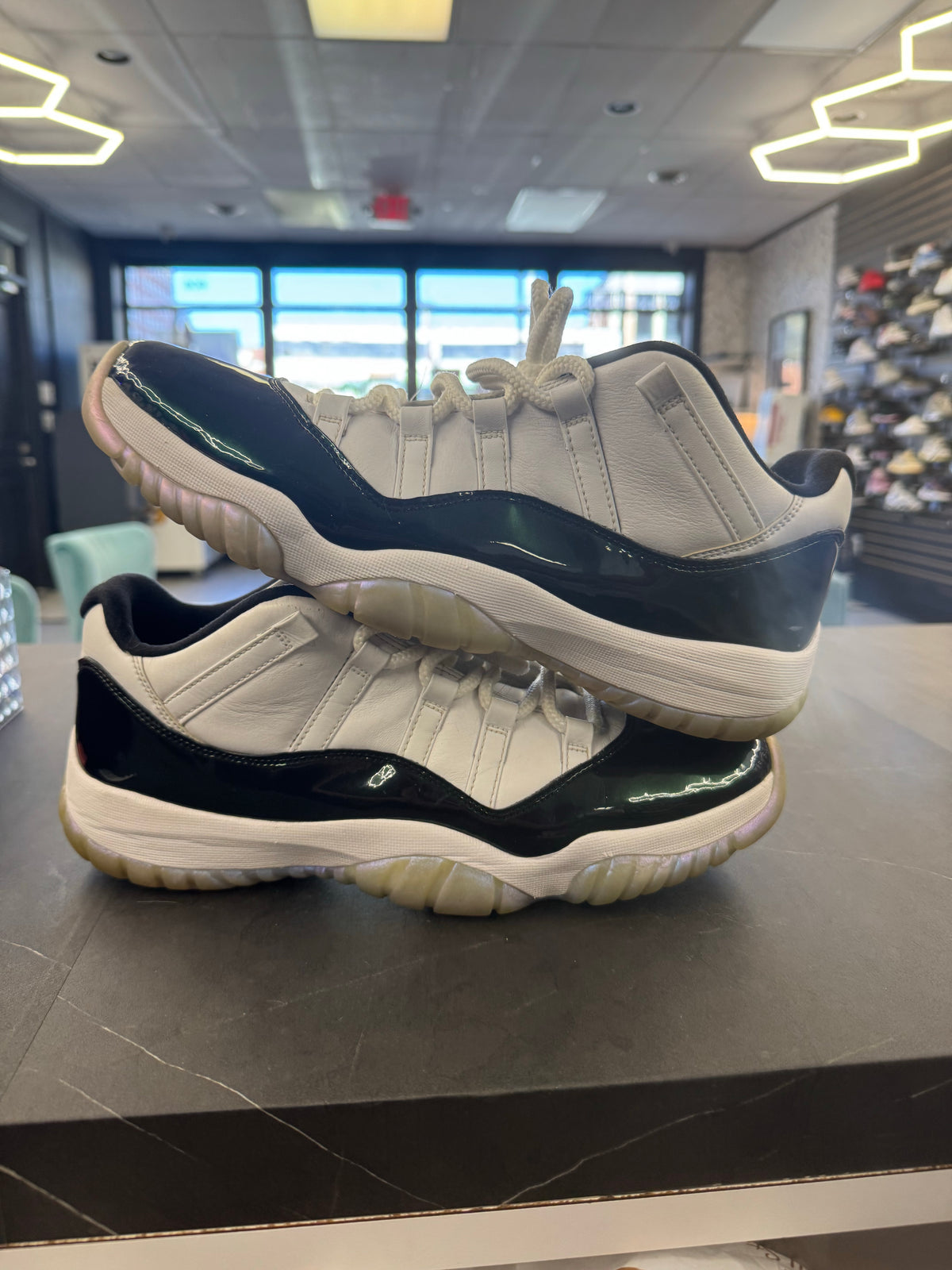 Jordan 11 Retro Low Iridescent