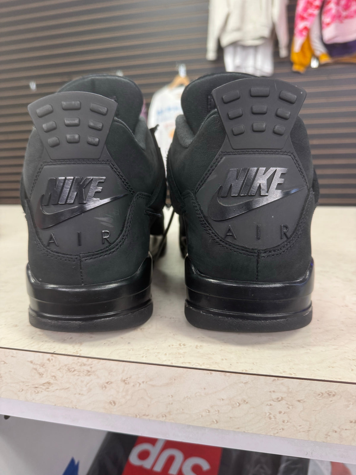 Jordan 4 Retro Black Cat (2025)