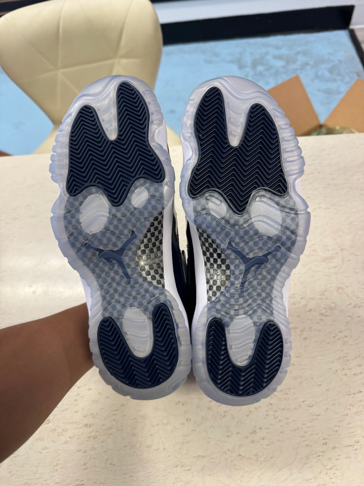 Jordan 11 Retro Low Georgetown