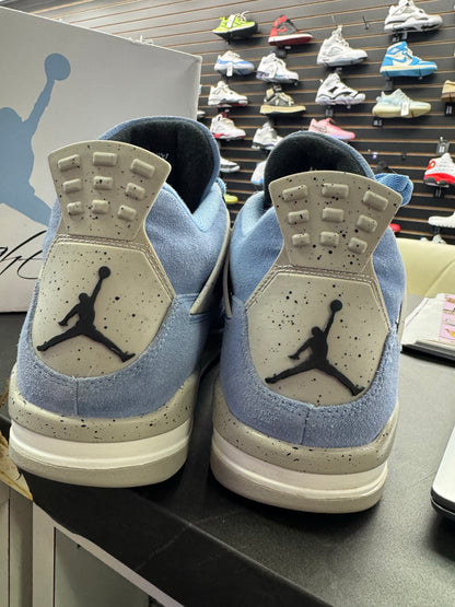 Jordan 4 Retro University Blue