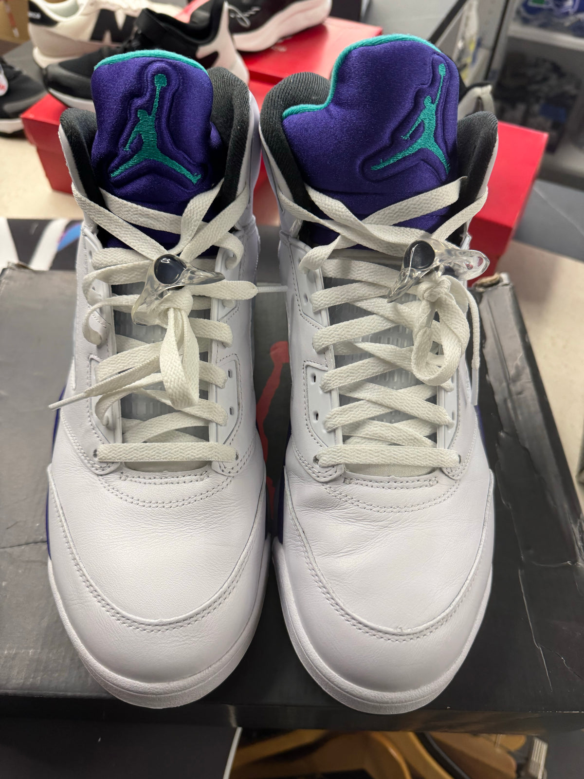 Jordan 5 Retro Grape (2025)