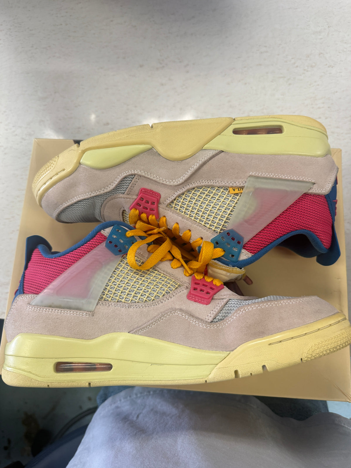 Jordan 4 Retro Union Guava Ice