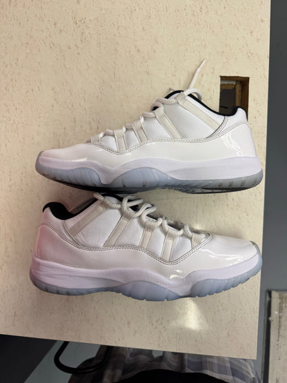 Jordan 11 Retro Low Legend Blue