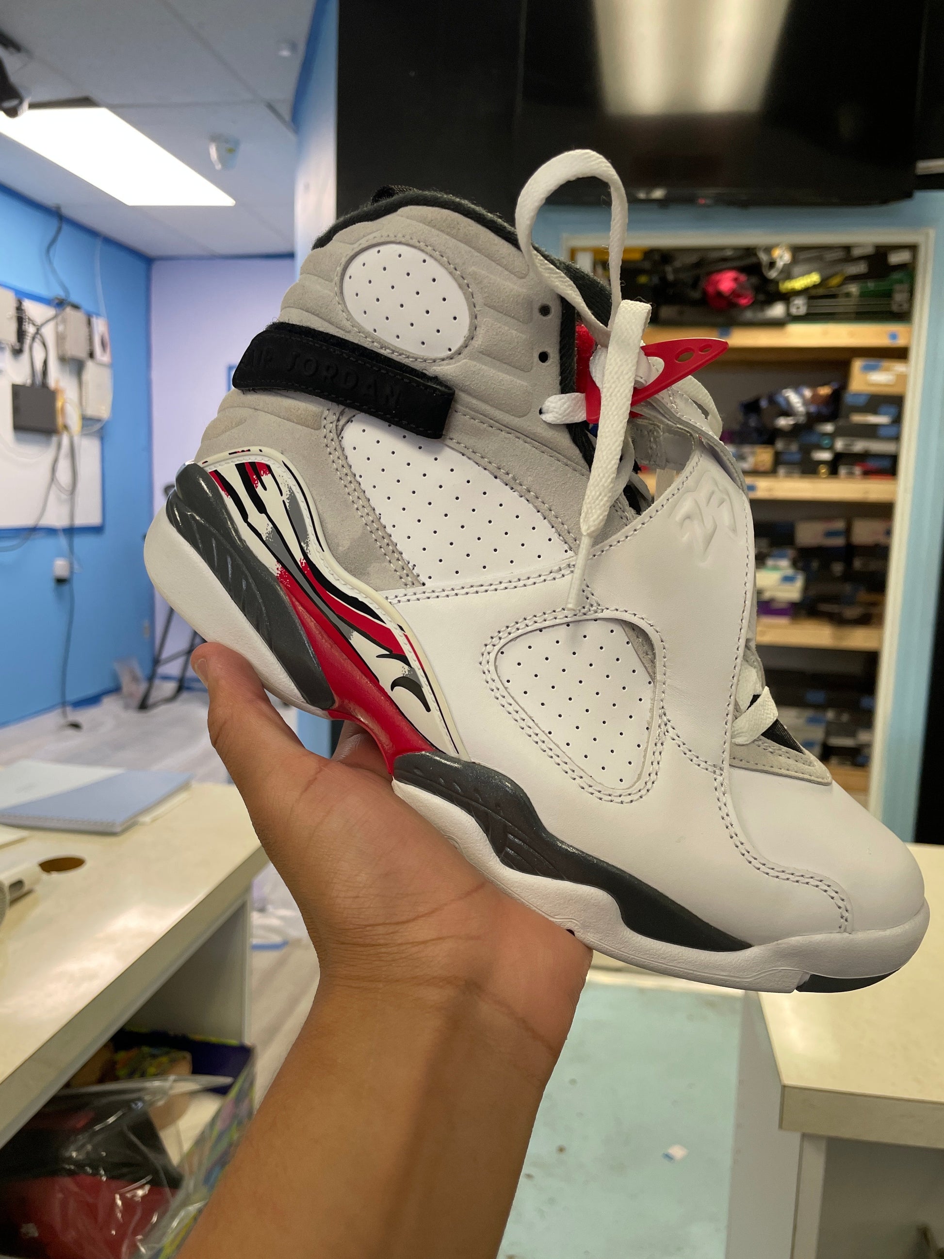 Jordan 8 Retro Bugs Bunny (2013)