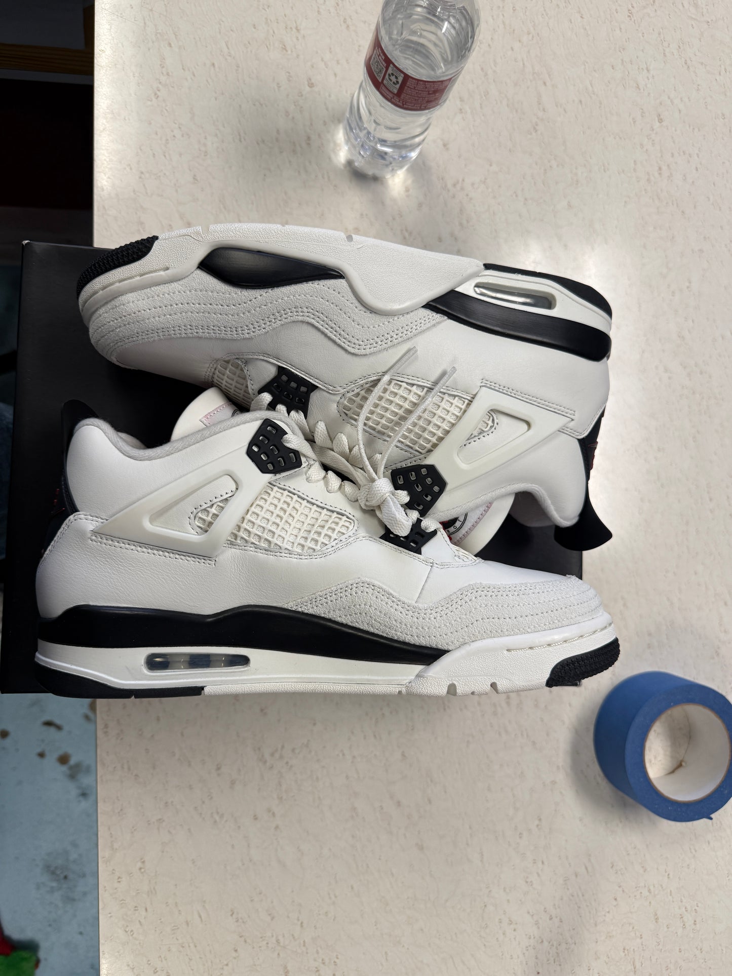 Jordan 4 Retro Flight Club