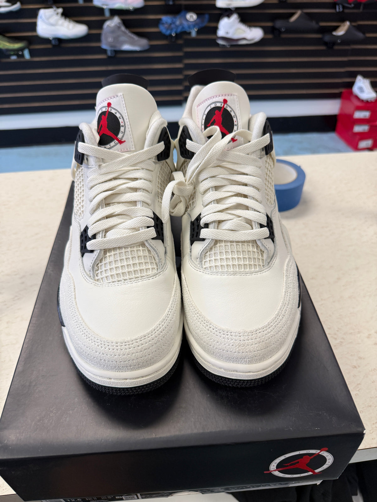 Jordan 4 Retro Flight Club