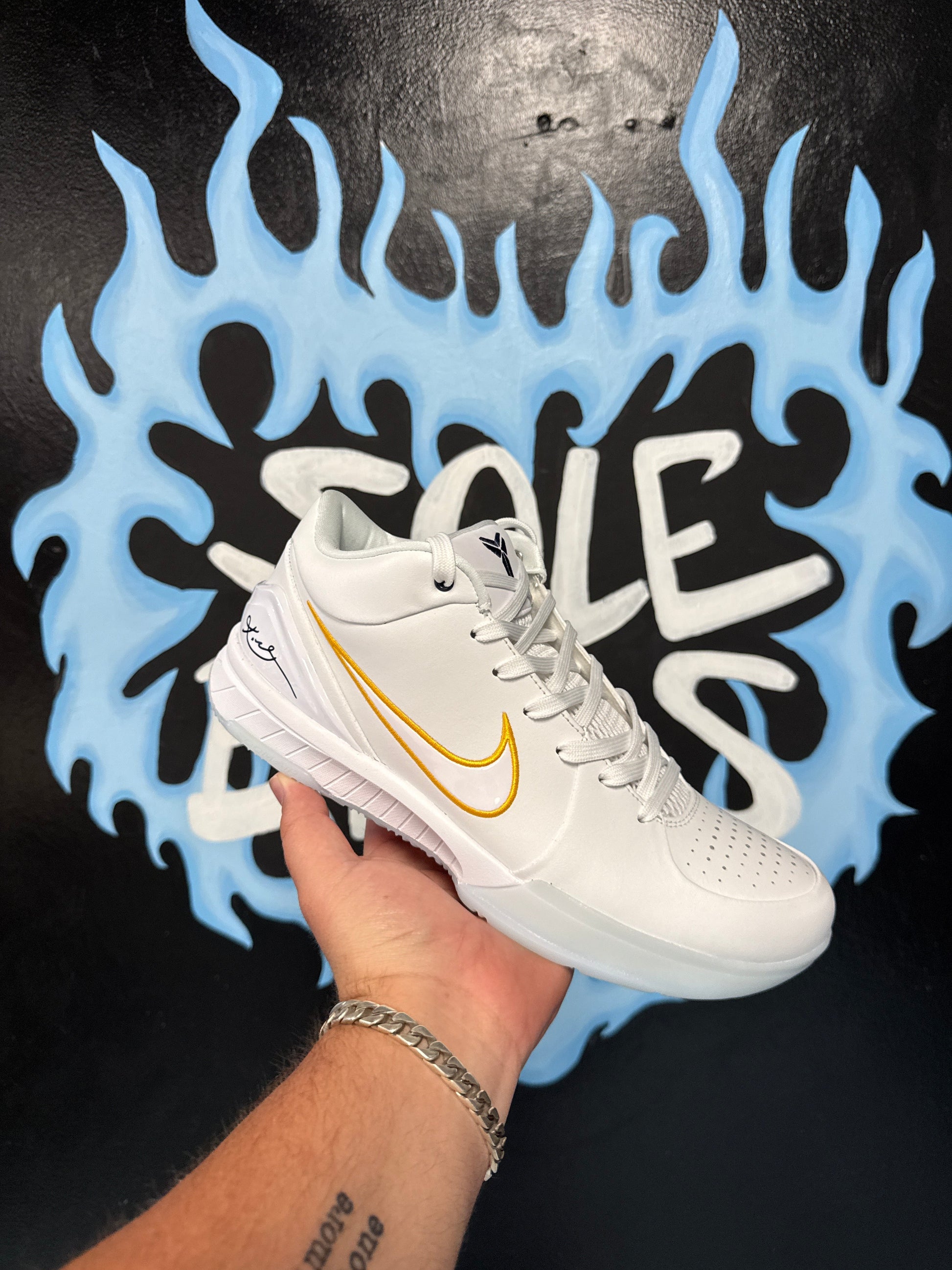 Nike Kobe 4 Protro Draft Day Hornets