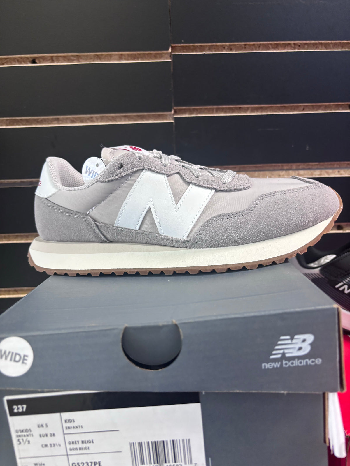 New Balance 237 Grey/Beige